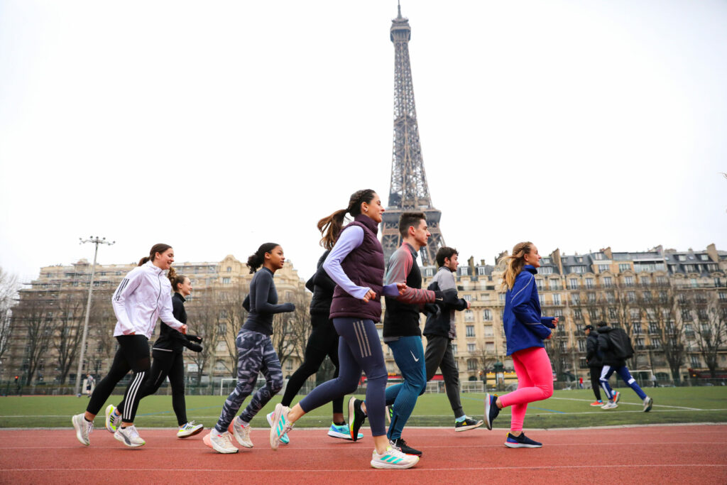 Groupe de coureurs à Paris